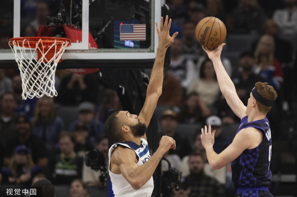 次于巴萨队 次于巴萨队